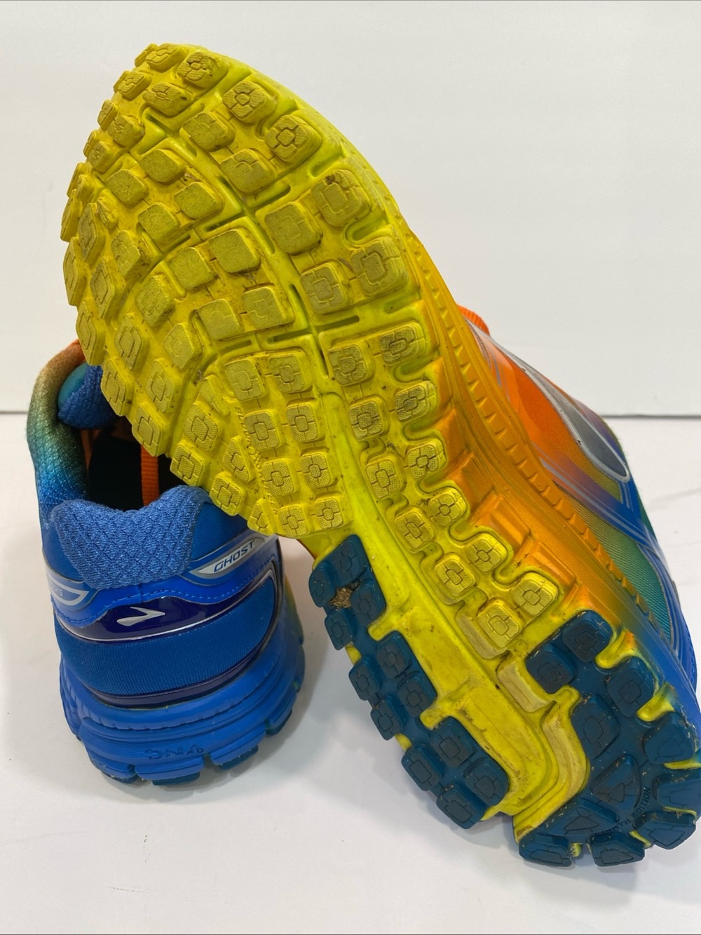 Brooks Ghost 8 Blue Yellow Orange Neon Athletic Running Walking Mens Shoes 9.5 - Picture 7 of 8